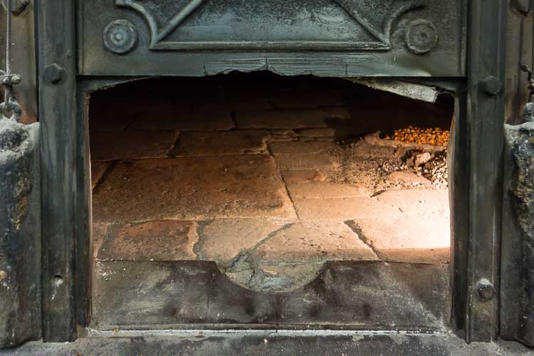 renella oven picture